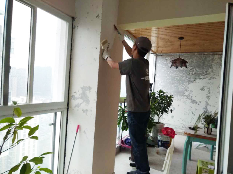 西安頂樓漏水怎么徹底解決，西安頂樓漏水靠譜的公司