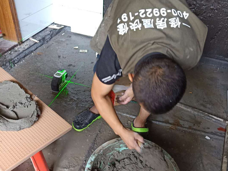 成都樓頂漏水怎么處理，成都樓頂漏水有哪些專(zhuān)業(yè)公司