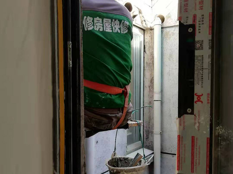 鄭州哪家維修公司上門服務(wù)快，鄭州廚房水管爆裂如何維修
