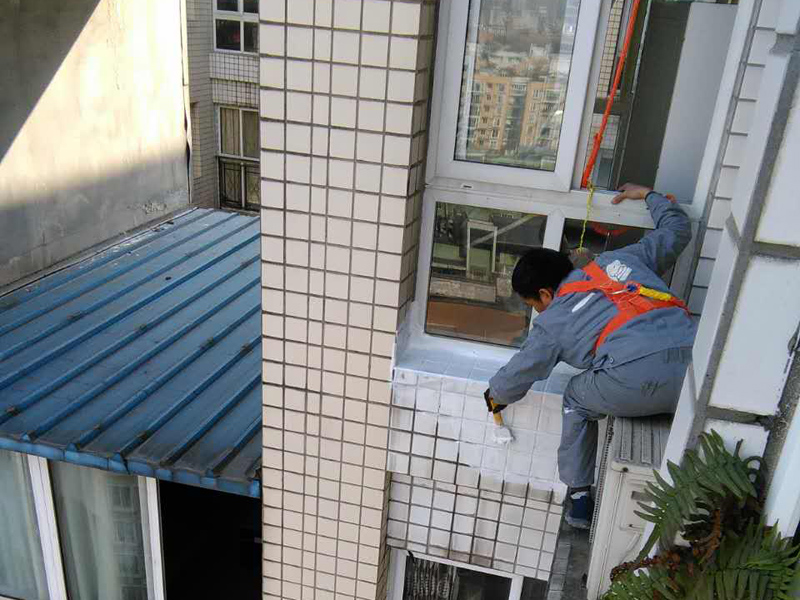 一修木地板安裝、外墻防水、線路安裝、