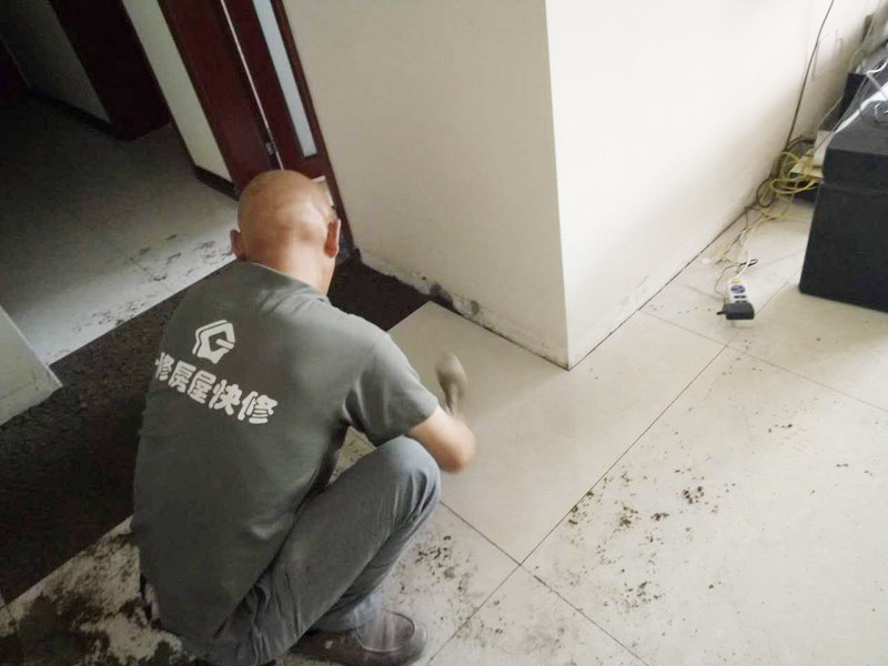 裝修瓷磚鋪貼不注意這些，小心日后瓷磚