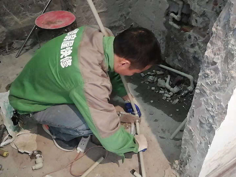 馬桶底座漏水維修哪家鄭州維修公司，鄭