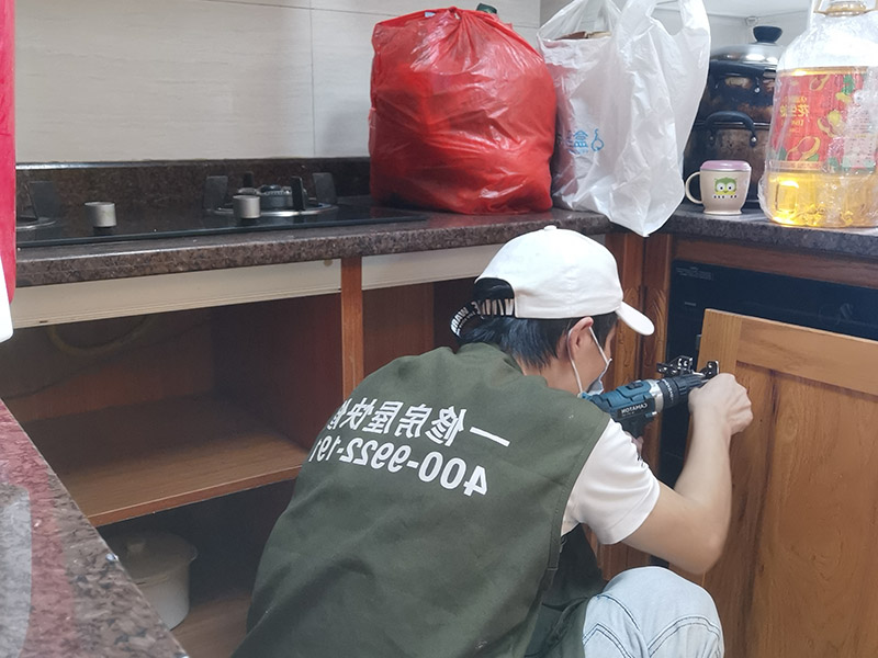 選擇定制櫥柜應(yīng)該注意些什么，定制櫥柜