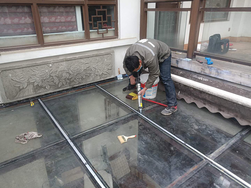 貴陽屋頂漏水維修上門服務(wù)，貴陽屋頂漏