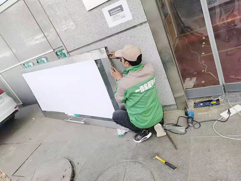 廣州老房子外墻翻新，真石漆翻新步驟